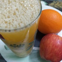 A picture of Apple Orange Juice.