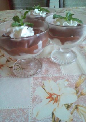Tejfölös-nutellás pohárkrém recept fotója