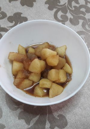 Foto principal de "Manzanas guisadas de la novela El cuento de la criada" veganas 🍎