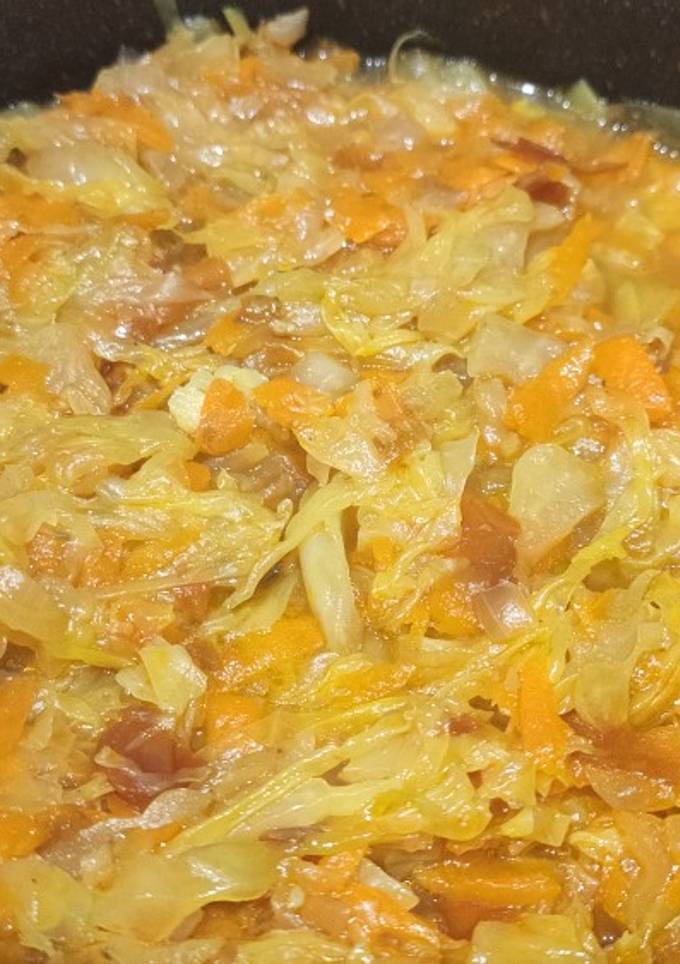 Тушеная капуста