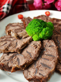 香滷牛腱(三個步驟電鍋版) 的食譜成品照片