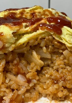 玉子燒番茄醬蛋包飯 的食譜成品照片
