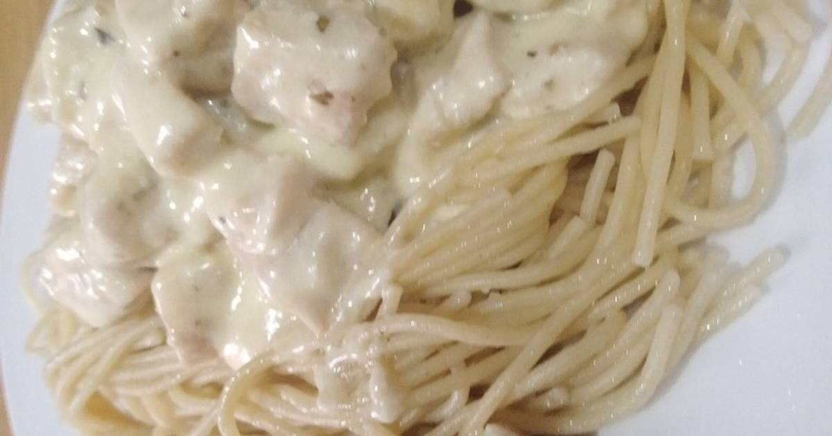 Espaguetis con crema de leche 153