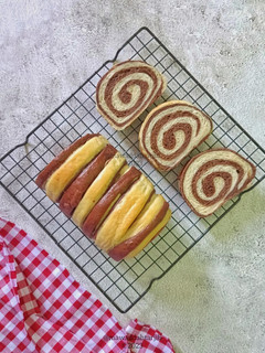 Foto resep Swirl Milk Bread - Eggless Shokupan