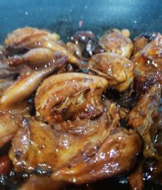 chim cút chiên bơ