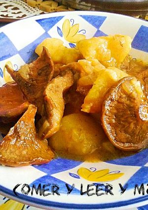 Foto principal de Níscalos con patatas