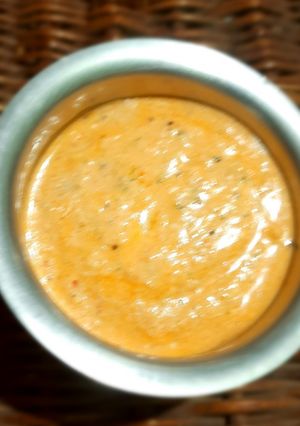 A picture of Tomato coconut raita.