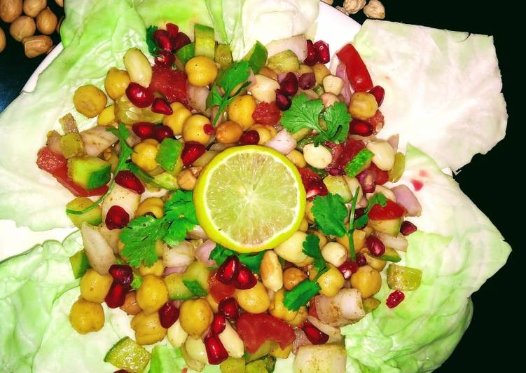 Chole peanut salad