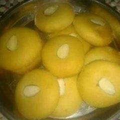 A picture of Naan khatayi.