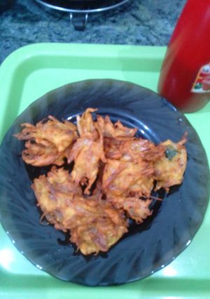 A picture of Onion bhajia.