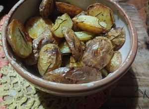 Una foto de Papines al horno con Oliva y romero