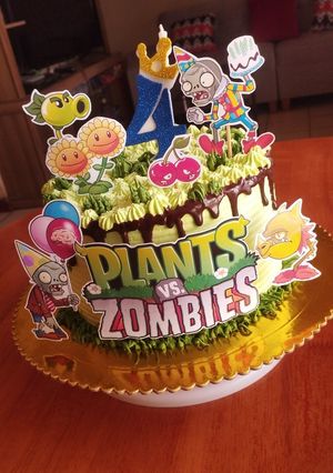 Una foto de Decoración en Chantilly para tortas temáticas con toppers
