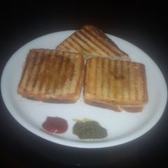 A picture of Veg grilled sandwich.