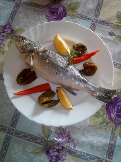Una foto de Lubina a la sal