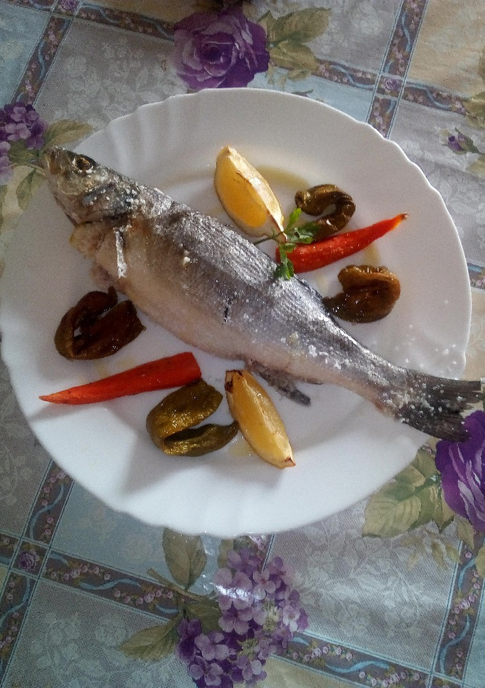 Una foto de Lubina a la sal