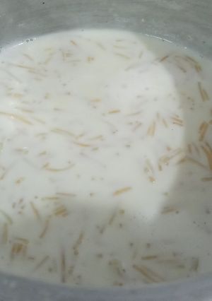 शेवया खीर (Sevai Kheer Recipe In Marathi) रेसिपी चे मुख्य फोटो