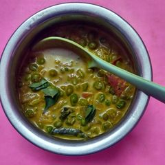 A picture of Green Peas Stew.