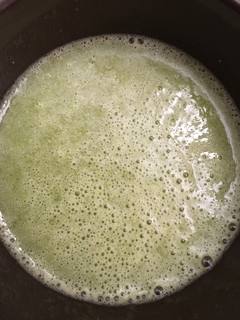 Una foto de Batido espinaca-manzana verde- cantaloupe (smoothie)