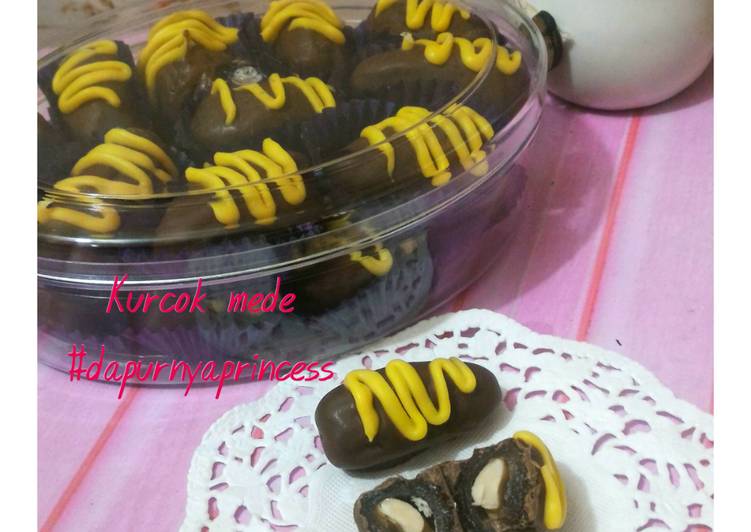 Kurma coklat mede