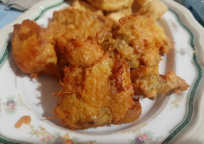 Ayam goreng telur