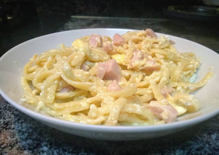 Tallarines "carbonara"