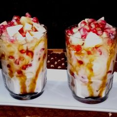 A picture of Creamy fruity short dissert.