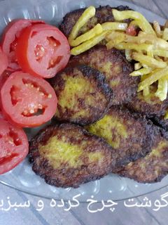 عکسی از دستور کتلت گوشت چرخ کرده و سبزیجات