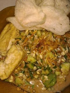 Foto resep Karedok plus tahu goreng