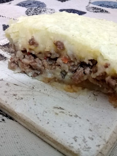 Una foto de Pastel de Papa 🥔🥩👨🏻🍳| Pastel del Pastor | Fácil y Delicioso | Paso a paso 👍💥