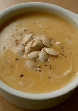 A picture of Vickys Halloween 'Cream of Carved Pumpkin' Soup GF DF EF SF NF.