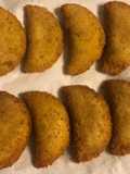 Sofficini fatti in casa con mozzarella e pomodoro