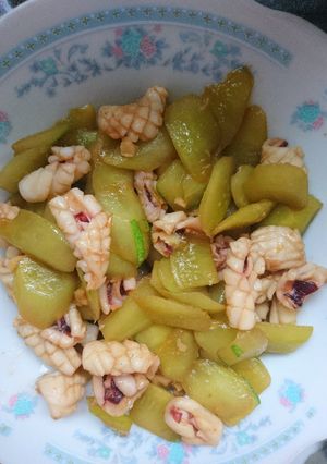 Foto resep Timun oseng cumi