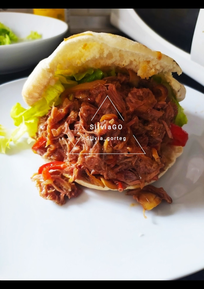 Una foto de Pan pita de cochinita pibil