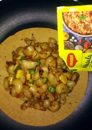 মশলাদার প্লেটে মশলাদার পাস্তা (masaladar pasta recipe in Bengali) রেসিপির প্রধান ছবি