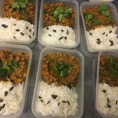 A picture of Ethiopian black eyed beans stew (vegan).