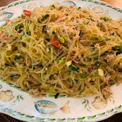 A picture of Ants climbing trees (Stir fry mince pork with mung bean noodles).