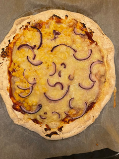 Glutén, tej, tojásmentes pizza recept fotója