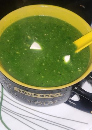 স্পিনাচ স্যুপ (Spinach Soup Receipe in Bangali) রেসিপির প্রধান ছবি