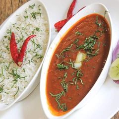 A picture of Rajma rice.