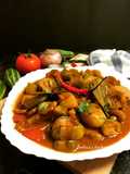 Chingri diye Aloo Potoler Dalna (Parwal Prawns Curry - Bengali style)