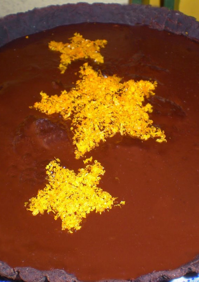 Una foto de Tarta de chocolate y naranja