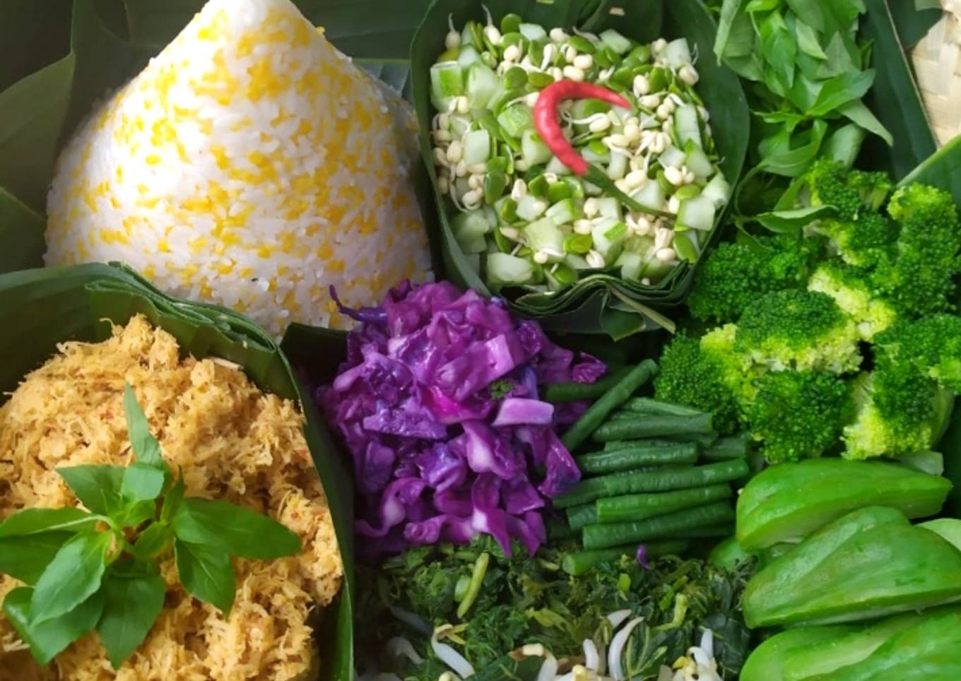 Nasi Jagung Uduk dengan Kelapa Suwir Sehat, Sayur Opa