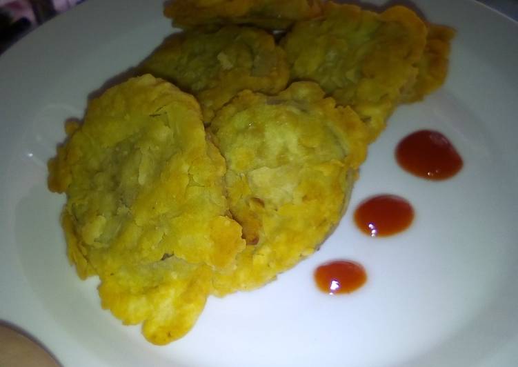 Terong ungu goreng tepung Terong ungu goreng tepung
