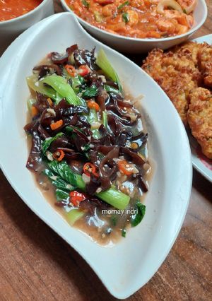 Foto resep Tumis bokcoy jamur kuping