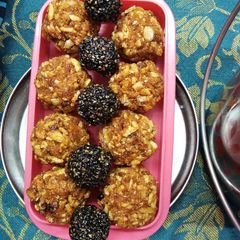 A picture of Coconut with flattened rice laddu.