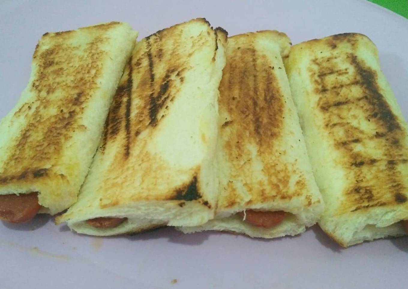 Roti bakar mozarella