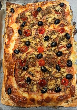 Una foto de Pizza fina y fácil 🍕