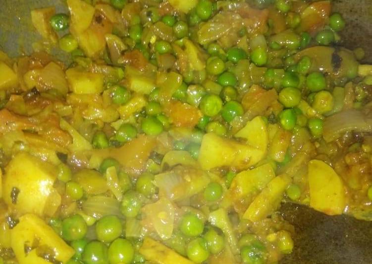 Recipe of Any-night-of-the-week Aloo Matar ki Sabji