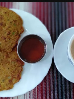 ઓટ્સ વેજીટેબલ ચીલા (Oats Vegetable Chila Recipe In Gujarati) રેસીપી મુખ્ય ફોટો