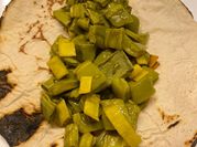 Una foto de nopales horno